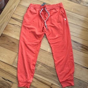 Vuori performance joggers